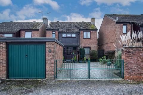 3 bedroom detached house for sale, Lyster Road, Fordingbridge SP6