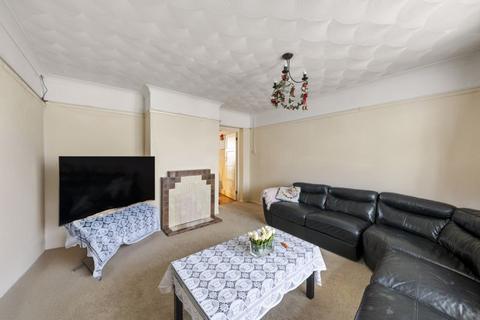 3 bedroom semi-detached house for sale, Down Way, Northolt