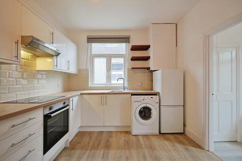 2 bedroom flat to rent, St Elmo Road, W12