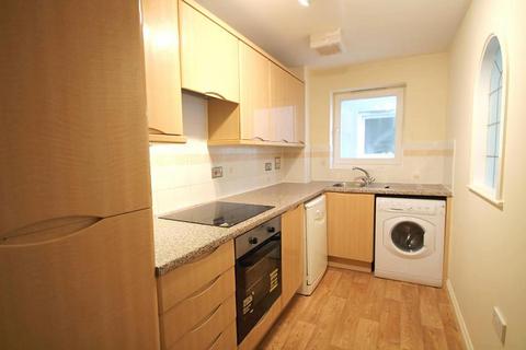 2 bedroom apartment to rent, Harlands House, Harlands Road