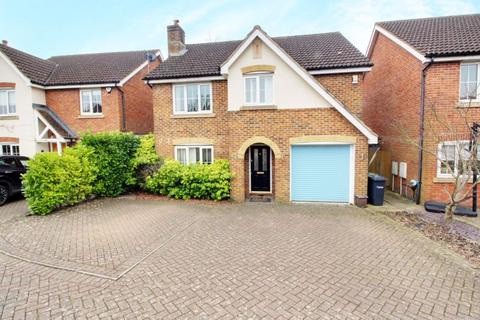 4 bedroom detached house for sale, Watercress Road, Cheshunt EN7