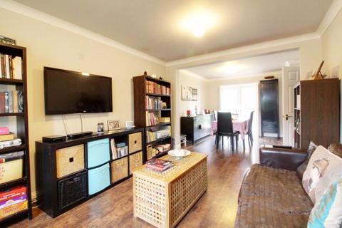 35 Watercress Road, Cheshunt, Waltham Cross, EN7 6XJ