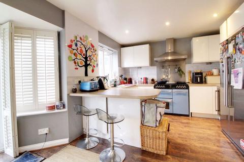 35 Watercress Road, Cheshunt, Waltham Cross, EN7 6XJ