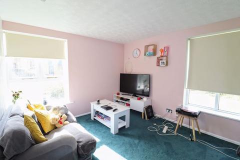 undefined, Ramsthorn Grove, Walnut Tree, Milton Keynes