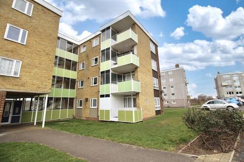 2 bedroom ground floor flat to rent, Herrick Close, Southampton SO19