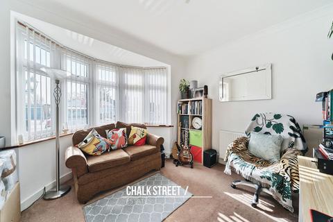 13 Blacksmiths Lane, Rainham, RM13 7AD