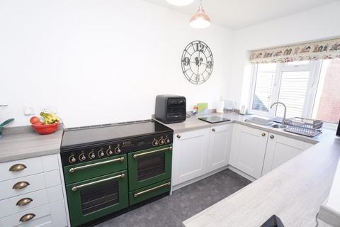 2 bedroom detached bungalow for sale, Kendalls Close, High Wycombe HP13