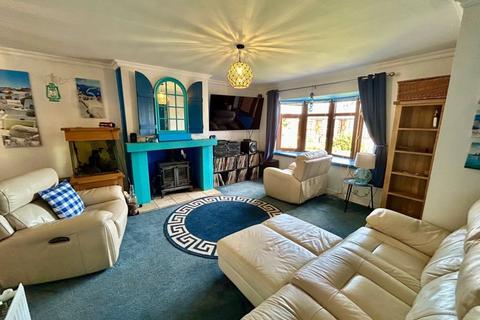 3 bedroom semi-detached house for sale, Prospect Drive, Coedpoeth