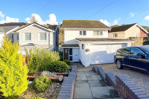 4 bedroom detached house for sale, Maes Gweryl, Conwy, LL32