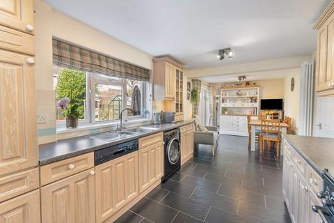 4 bedroom detached house for sale, Lawrence Leys, Banbury OX15