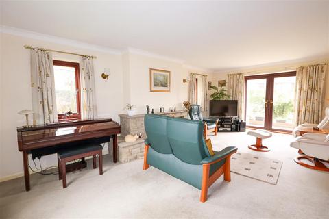 4 bedroom detached house for sale, Kingstonia Place, Ripon