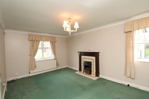 2 bedroom flat to rent, Queens Drive, Pudsey, West Yorkshire, LS28