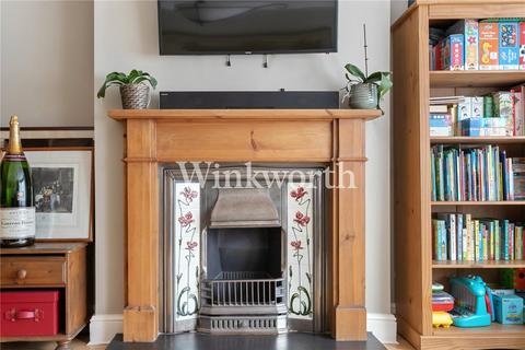 1 bedroom apartment for sale, High Road, London, N22