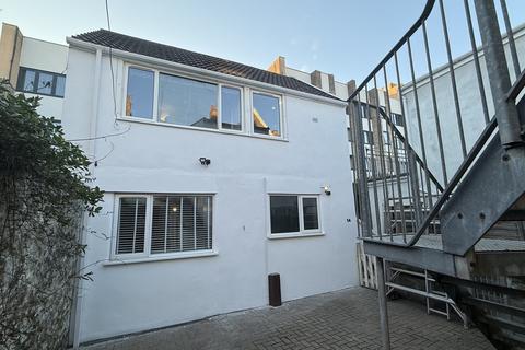 1 bedroom detached house to rent, Longton Grove Road, Weston-Super-Mare BS23