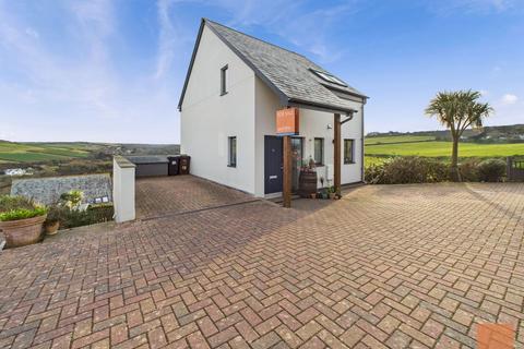 4 bedroom detached house for sale, Bethan View, Perranporth, TR6 0FB