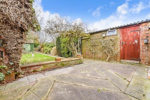 3 bedroom terraced house for sale, Marsh Crescent, New Romney TN28