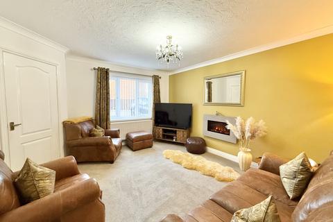 3 bedroom semi-detached house for sale, Fernwood Close, The Downs, Sunderland, SR3