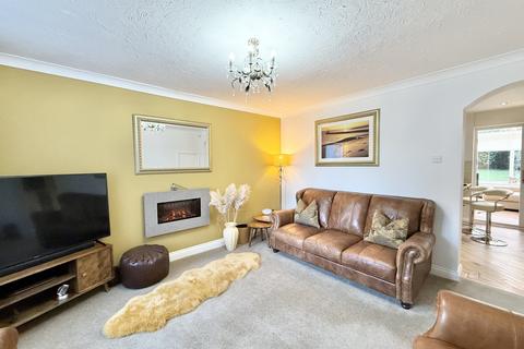 3 bedroom semi-detached house for sale, Fernwood Close, The Downs, Sunderland, SR3