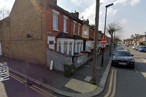 1 bedroom flat to rent, Stanley Road, East Ham, London, E12 6RL