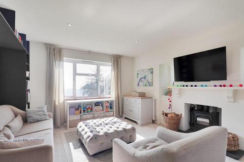 Orchards Cranbrook Road, Benenden, Cranbrook, TN17 4ET
