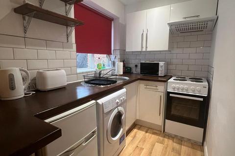 2 bedroom apartment to rent, Coombe Terrace, Brighton, BN2 4AD