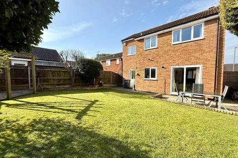 78 Blakeney Drive, Luton, LU2 7AL