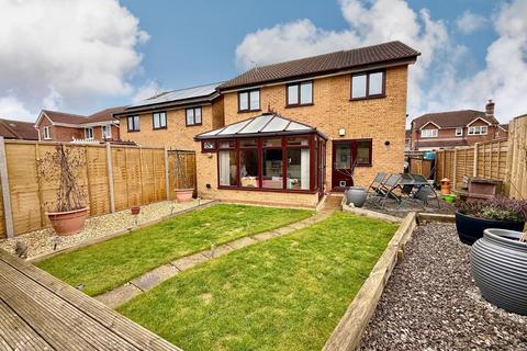 4 bedroom detached house for sale, The Prinnels, Swindon SN5