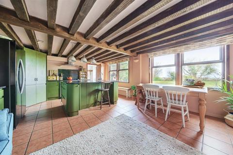 4 bedroom detached house for sale, Sampford Arundel, Wellington