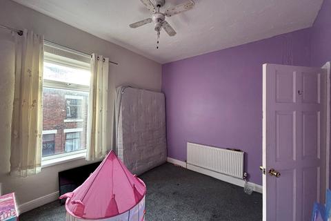 2 bedroom terraced house to rent, Walley Place, Staffordshire ST6