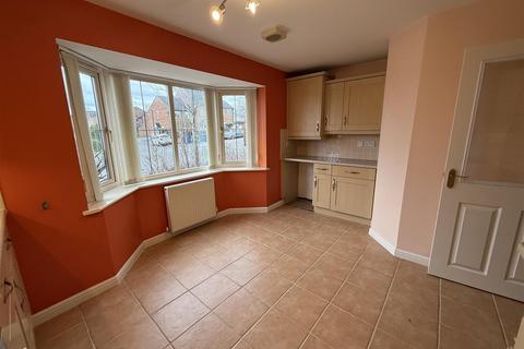 3 bedroom end of terrace house to rent, Cambourne Place, Mansfield NG18