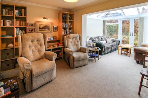 10 Aspin Oval, Knaresborough, HG5 8EW