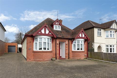 4 bedroom bungalow for sale, Wolverton Road, Newport Pagnell, Buckinghamshire, MK16