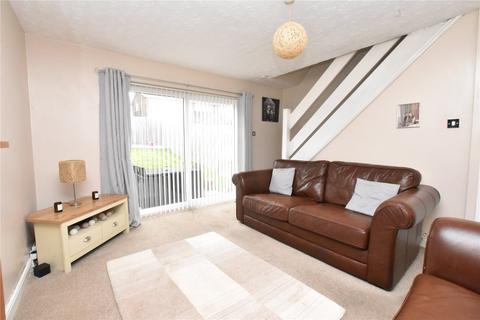 2 bedroom semi-detached house for sale, Fairfax Close, Leeds, West Yorkshire