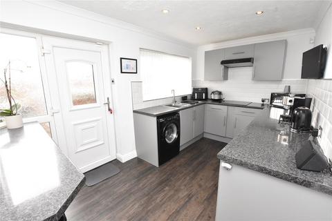 2 bedroom semi-detached house for sale, Fairfax Close, Leeds, West Yorkshire