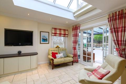 3 bedroom end of terrace house for sale, High Street, Elie, Leven, Fife, KY9