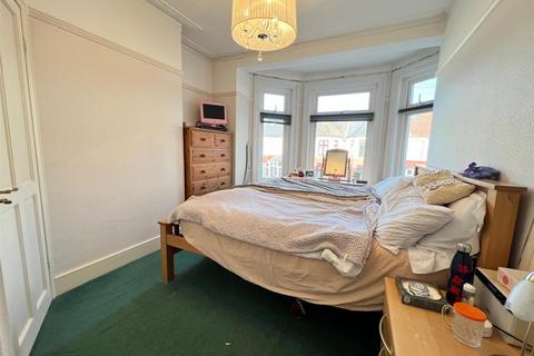 112 Cobham Road, Ilford, IG3 9JN