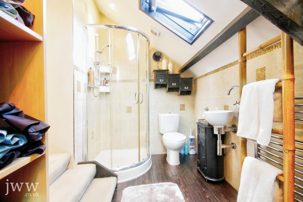 En Suite 1