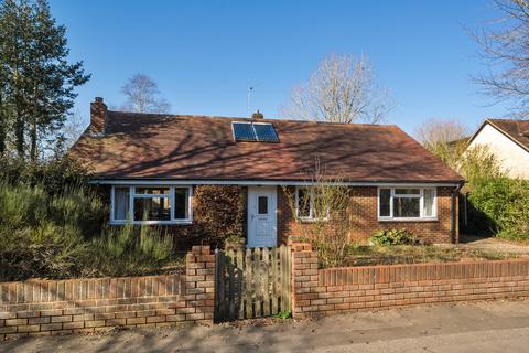 3 bedroom bungalow for sale, Grove Road, Sonning Common RG4