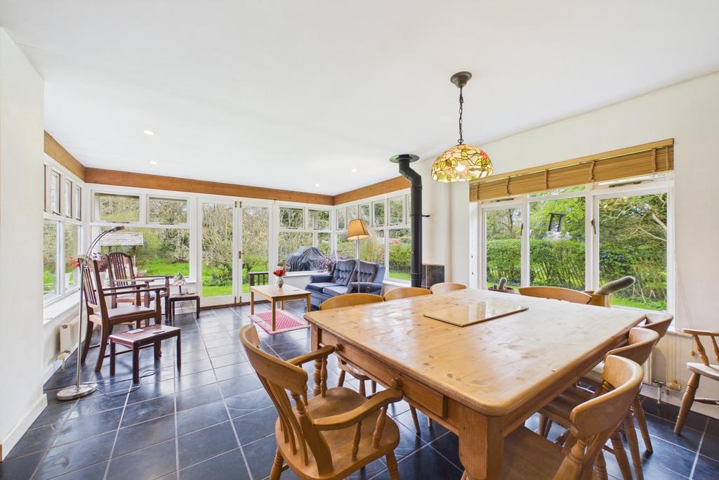 Kitchen/Dining