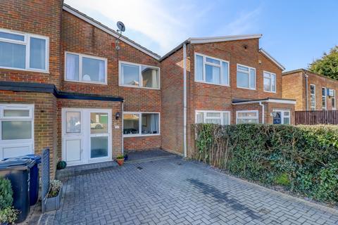 3 bedroom terraced house for sale, Peters Close, Great Missenden HP16