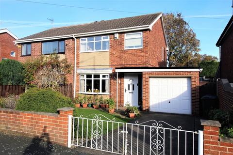 28 Darrington Drive, Warmsworth, Doncaster, DN4 9LF