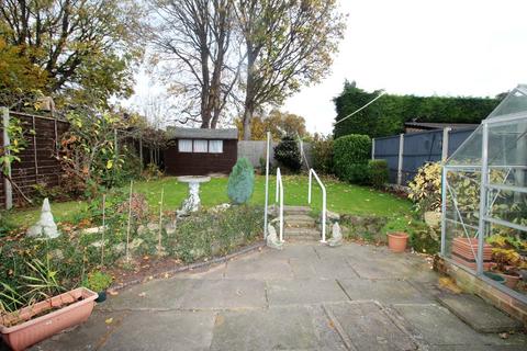 28 Darrington Drive, Warmsworth, Doncaster, DN4 9LF