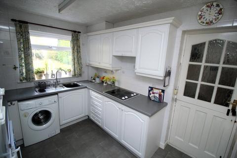 28 Darrington Drive, Warmsworth, Doncaster, DN4 9LF