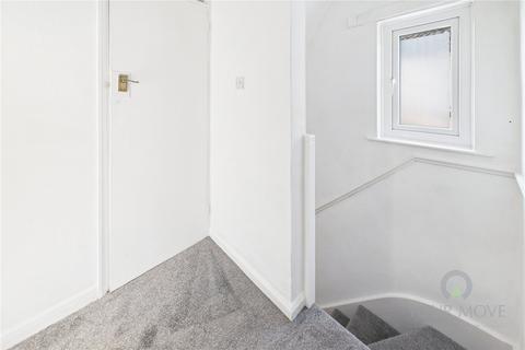 17 Elm Road, Kettering, NN15 7AX