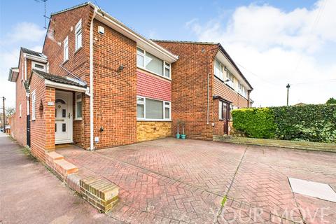 4 bedroom end of terrace house for sale, Great Cullings, Romford RM7