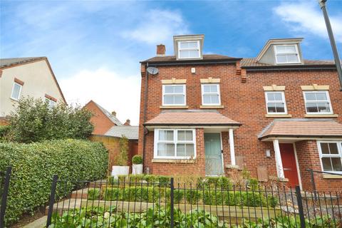 4 bedroom semi-detached house for sale, Morley Walk, Swadlincote DE11