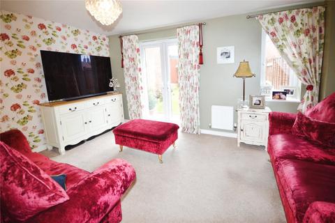 4 bedroom semi-detached house for sale, Morley Walk, Swadlincote DE11