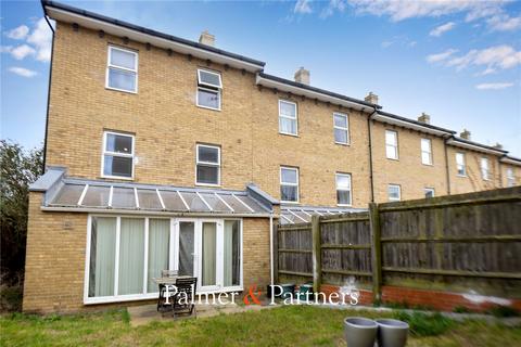 4 bedroom end of terrace house for sale, Propelair Way, Colchester, Essex, CO4