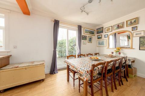 26 Prestonhall Crescent, Rosewell, EH24 9BQ