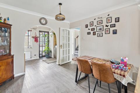 28 Thornbridge Road, Iver, SL0 0QD
